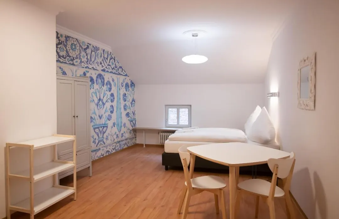 Aparthotel Villa Elon-1